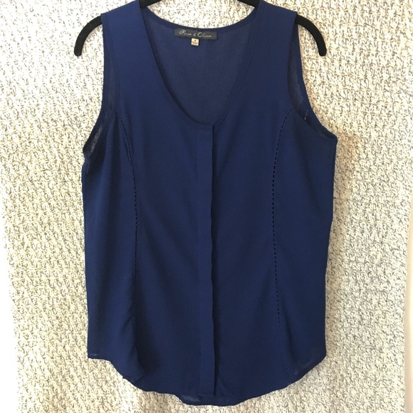 Rose & Olive Tops - Sleeveless Blouse